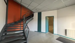  LOCAUX D'ACTIVITÉS 526 M² NANTES