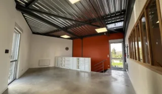  LOCAUX D'ACTIVITÉS 526 M² NANTES