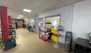  LOCAL D'ACTIVITÉ 1100 M² LANGUEUX