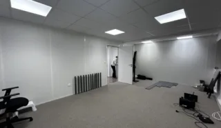  BUREAUX 83 M² SAINTE LUCE SUR LOIRE