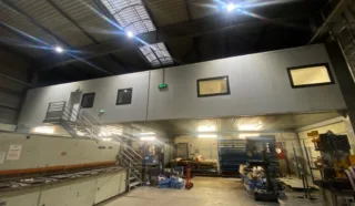  LOCAUX D'ACTIVITES 1875 m² LANDIVISIAU