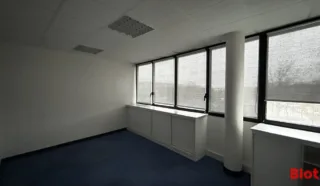  BUREAUX 200 m² RENNES