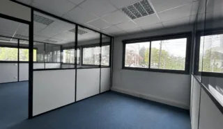  BUREAUX 233 M² NANTES