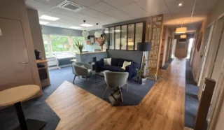  BUREAUX 364 M² CARQUEFOU