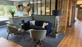  BUREAUX 364 M² CARQUEFOU