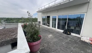  BUREAUX 364 M² CARQUEFOU