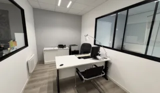  LOCAUX D'ACTIVITES 232 m² GOUESNOU