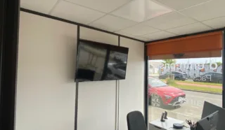  BUREAU / LOCAL COMMERCIAL 95 m² BREST