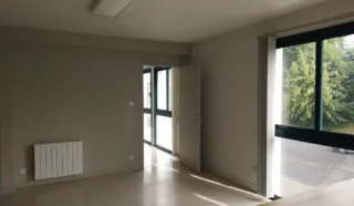  BUREAUX 198 m² QUIMPER