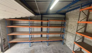  LOCAUX D'ACTIVITÉS 196 M² SAINTE PAZANNE
