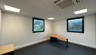  BUREAUX 55 M² CARQUEFOU