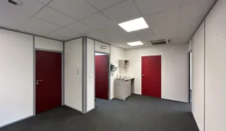  BUREAUX 55 M² CARQUEFOU