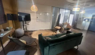  BUREAUX 560 M² LA CHAPELLE SUR ERDRE