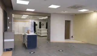  LOCAL COMMERCIAL DINAN -84 m²