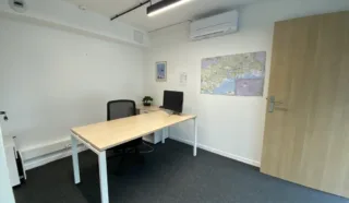  BUREAUX 90 m² BREST