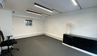  BUREAUX 678 m² BREST