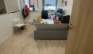  BUREAUX 313 m² BREST