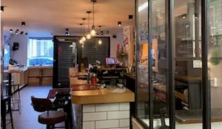  DROIT AU BAIL LOCAL COMMERCIAL 54 m² BREST