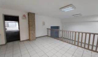  LOCAL PROFESSIONNEL 180 m² PONTIVY