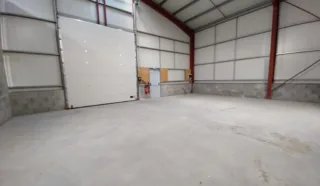  LOCAL D'ACTIVITES SAINT-MELOIR-DES-ONDES 110 m²