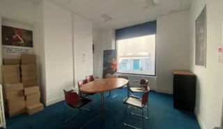  BUREAUX -154,37 m² BREST