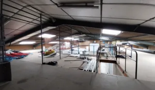  LOCAL D'ACTIVITE QUEVERT 600 m²