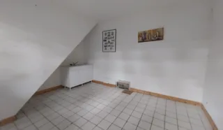  LOCAL D'ACTIVITE QUEVERT 600 m²
