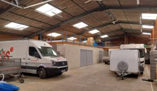  LOCAL D'ACTIVITE QUEVERT 600 m²