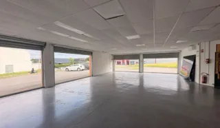  LOCAL COMMERCIAL 250 M² TREGUEUX
