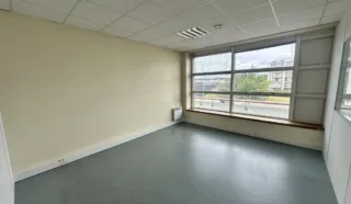  BUREAUX 48 m² CESSON-SEVIGNE
