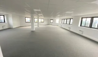  BUREAUX 108 M² BOUGUENAIS