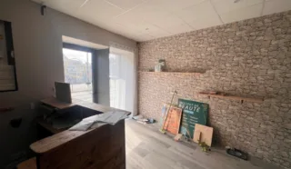  LOCAUX COMMERCIAUX 58 M² NANTES