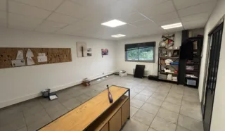  LOCAUX D'ACTIVITÉS 524 M² VIGNEUX DE BRETAGNE