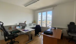  BUREAUX 65 m² BREST