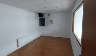  BUREAUX 84 m² BREST