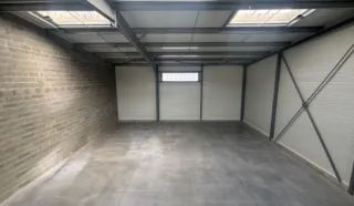  LOCAUX D'ACTIVITÉS 351 M² VIGNEUX DE BRETAGNE