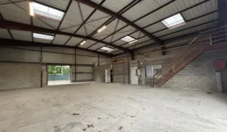  LOCAUX D'ACTIVITÉS 480 M² SAUTRON