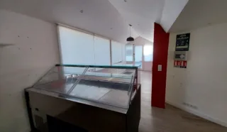  BUREAUX LOCAUX COMMERCIAUX 44 M² LE POULIGUEN