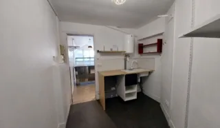  BUREAUX LOCAUX COMMERCIAUX 44 M² LE POULIGUEN