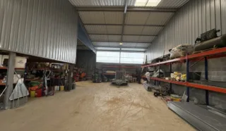  LOCAL D'ACTIVITES 300 m² PLOUEDERN