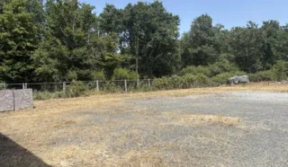 LOCAUX D'ACTIVITÉS 240 M² CHATEAU THEBAUD