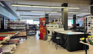 LOCAL COMMERCIAL 355 m² ZONE CO DE LANGUEUX