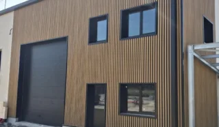  BATIMENT D'ACTIVITES 353 m² KERVIGNAC