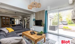 Maison 6 pièce(s)