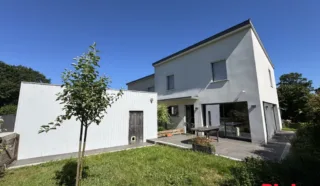 Maison 6 pièce(s)