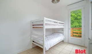 Immeuble 33 pièce(s)
