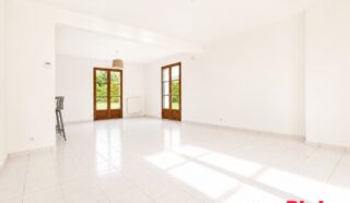Maison 6 pièce(s)