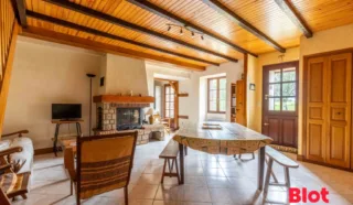 Maison 4 pièce(s)