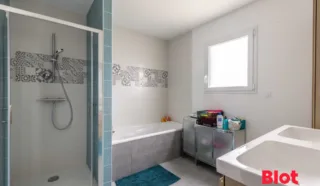 Maison 6 pièce(s)