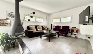 Maison 6 pièce(s)
